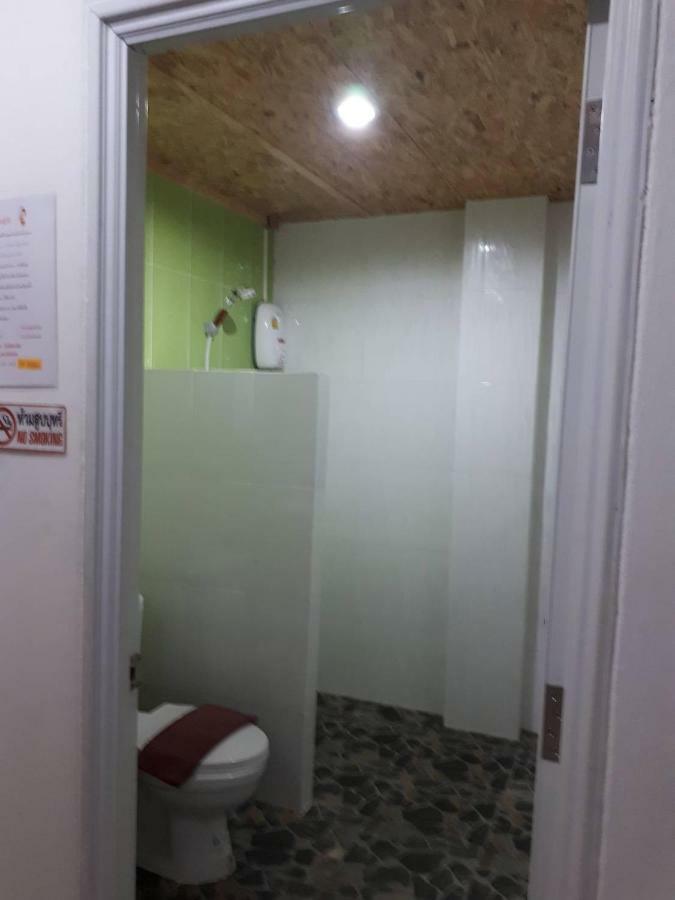 Jumpa Resort Hotel Phitsanulok Habitación foto
